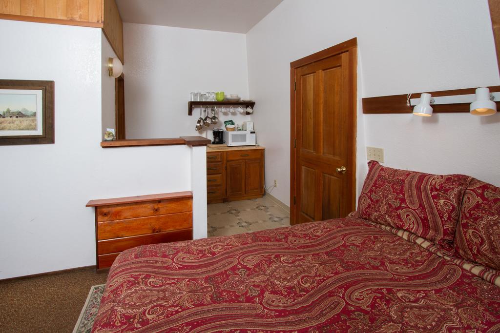 Sweetwater Inn And Spa Μεντοσίνο Εξωτερικό φωτογραφία