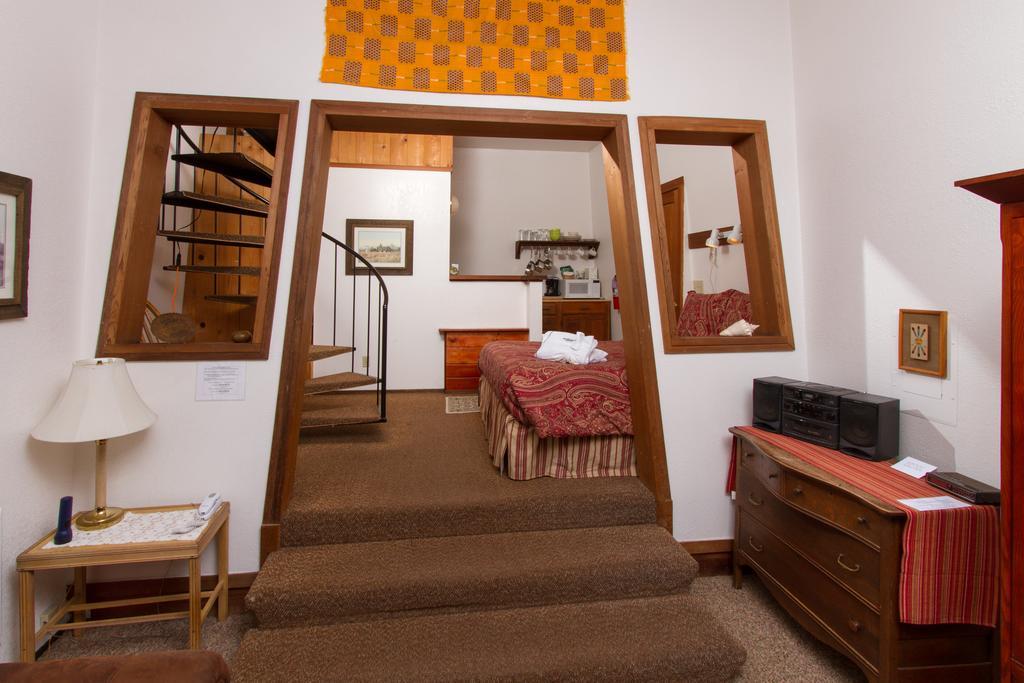 Sweetwater Inn And Spa Μεντοσίνο Δωμάτιο φωτογραφία