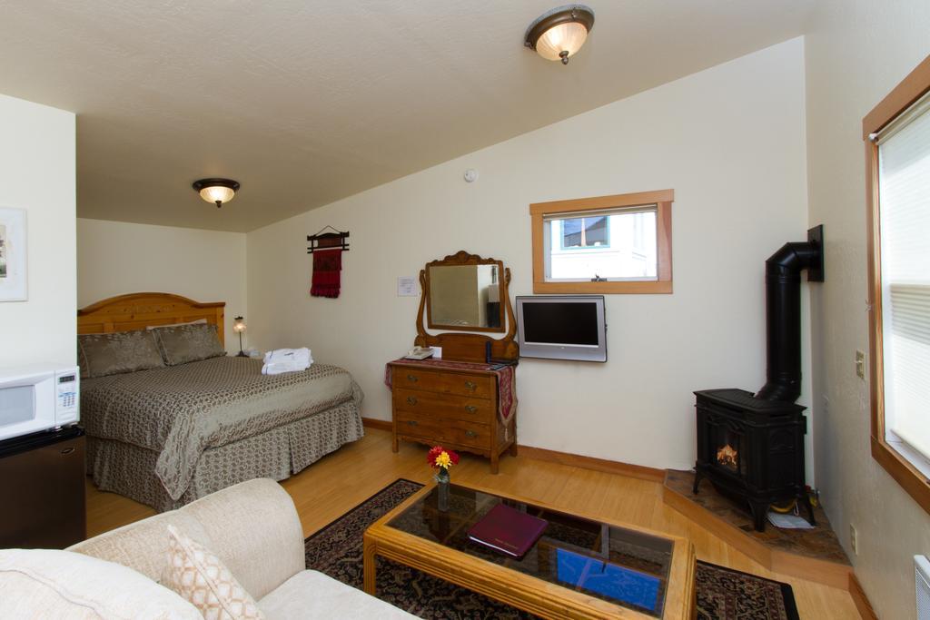 Sweetwater Inn And Spa Μεντοσίνο Εξωτερικό φωτογραφία
